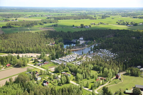 Kalliojärvi, viihde ja tanssikeskus